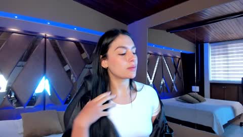 Carina online show from 01-29-25, 05:35
