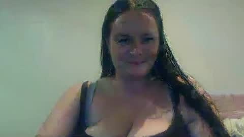 carinabro10 online show from 09-30-25, 09:25