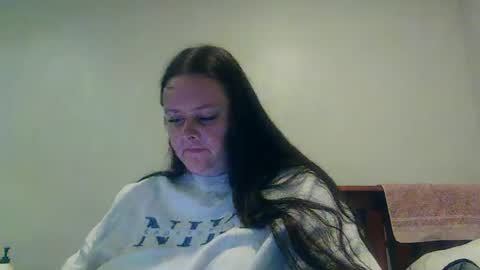 carinabro10 online show from 10-22-25, 11:43