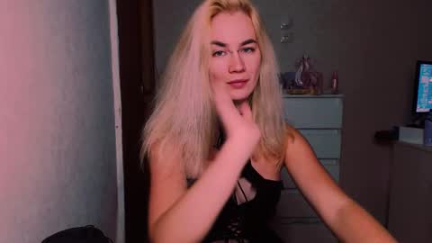 Carin online show from 10-04-25, 05:44