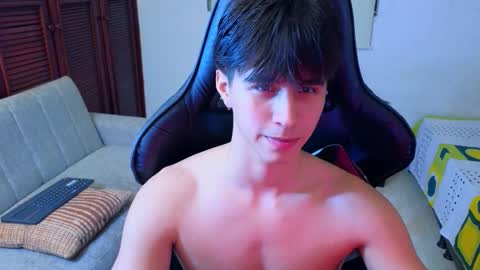 carl_dixon online show from 11-27-25, 01:40