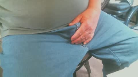 Snapshot of carl_wayne22 chatting on 12-04-24, 09:13 carl_wayne22 online show from 12-04-24, 09:13