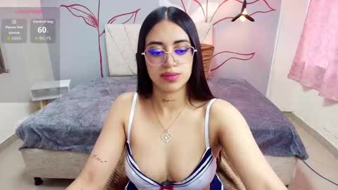 C A R L A online show from 09-18-25, 11:34