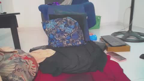 Snapshot of carla_prestige chatting on 02-12-25, 05:26 carla_prestige online show from 02-12-25, 05:26