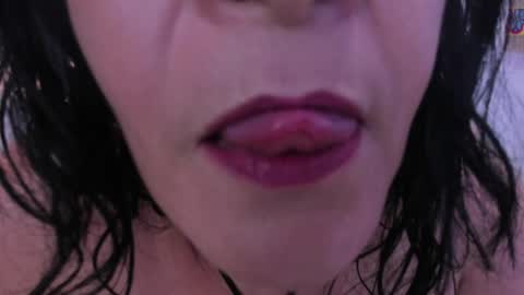 Snapshot of carla_sns chatting on 05-05-26, 08:17 Carla online show from 05-05-26, 08:17