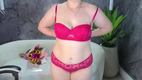 Carla  online show from 11-04-25, 01:32