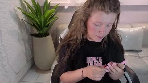 Carla  online show from 11-09-25, 01:09