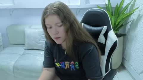 Carla  online show from 11-13-25, 12:48