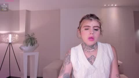 Carla Bunnis online show from 12-22-25, 12:35