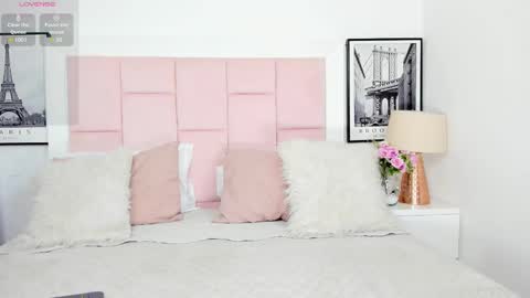 Snapshot of carlajaeger chatting on 02-25-25, 01:52 carla online show from 02-25-25, 01:52