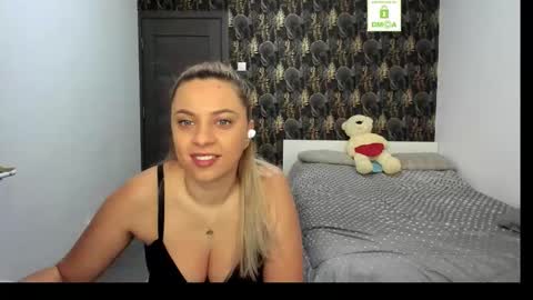 Snapshot of carlastacefun chatting on 02-10-26, 07:01 CarlaStaceFun online show from 02-10-26, 07:01