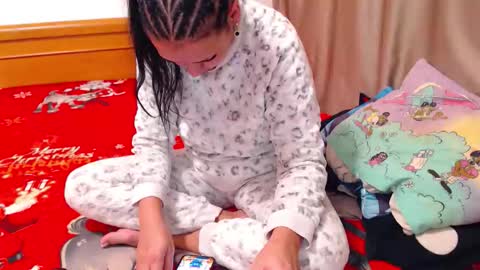 carlasweet00 online show from 12-21-25, 10:17