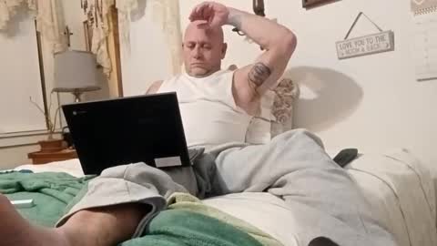 Snapshot of carldhammers chatting on 12-02-25, 11:34 carldhammers online show from 12-02-25, 11:34