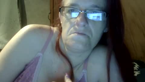 carleeswoman08 online show from 02-11-26, 12:32