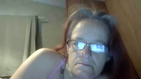 carleeswoman08 online show from 05-11-26, 11:16