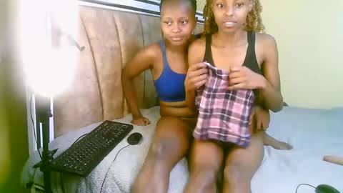 Snapshot of carlex_ chatting on 03-12-25, 11:22 carlex_ online show from 03-12-25, 11:22