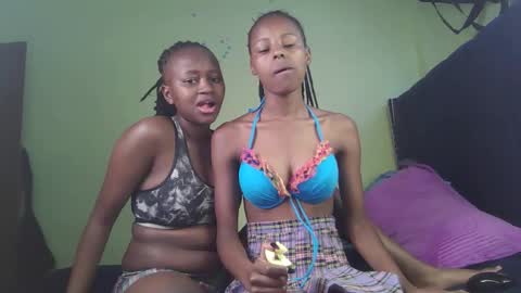 Snapshot of carlex_ chatting on 09-11-25, 10:15 carlex_ online show from 09-11-25, 10:15