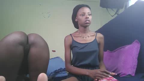 Snapshot of carlex_ chatting on 09-24-25, 10:51 carlex_ online show from 09-24-25, 10:51