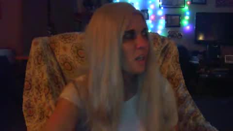 Carley online show from 12-28-24, 10:58