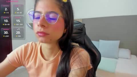 Snapshot of carlina_15 chatting on 02-11-26, 12:21 C A R L I N A online show from 02-11-26, 12:21