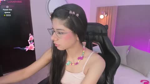 C A R L I N A online show from 06-17-26, 12:18