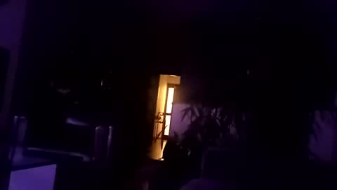 Snapshot of carlitito1 chatting on 11-25-25, 03:39 carlitito1 online show from 11-25-25, 03:39