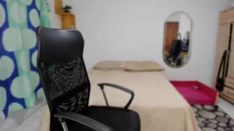 Snapshot of carlitosex09 chatting on 10-01-25, 02:56 master online show from 10-01-25, 02:56