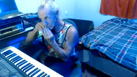 carlos online show from 06-23-26, 02:31