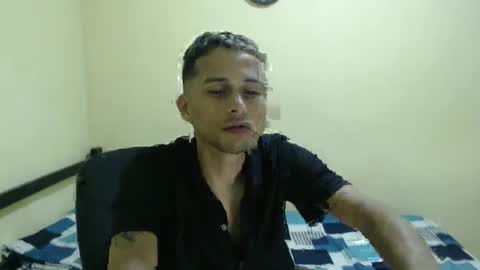 Snapshot of carlossmi01 chatting on 02-16-25, 03:37 carlossmi01 online show from 02-16-25, 03:37