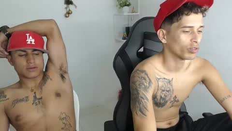 carlossmi01 online show from 02-10-26, 10:03