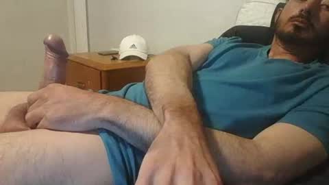 Snapshot of carloxxx24 chatting on 10-19-25, 04:13 DBX online show from 10-19-25, 04:13