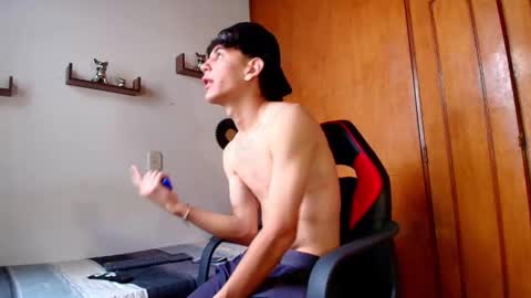 carloz_perez online show from 09-17-25, 01:57