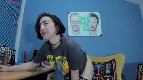 carly grasso  online show from 06-25-26, 05:07