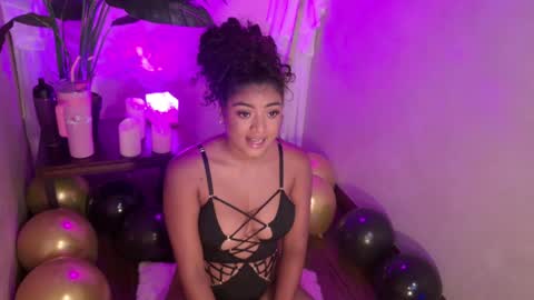 Carly Monroe  online show from 10-01-25, 10:05