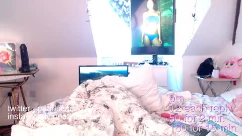 Carly Pearls online show from 01-14-25, 12:14