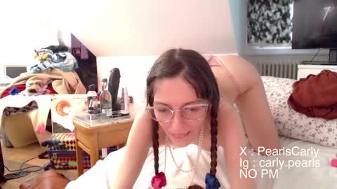 Snapshot of carlypearls chatting on 05-16-26, 04:20 Carly Pearls online show from 05-16-26, 04:20