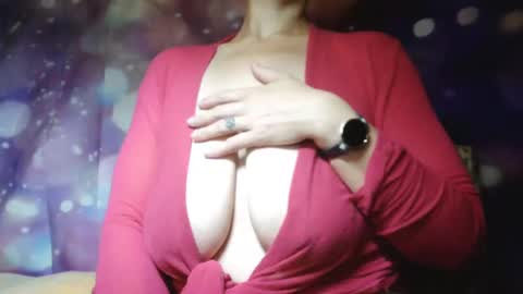 Carly Smiles online show from 10-08-25, 10:13