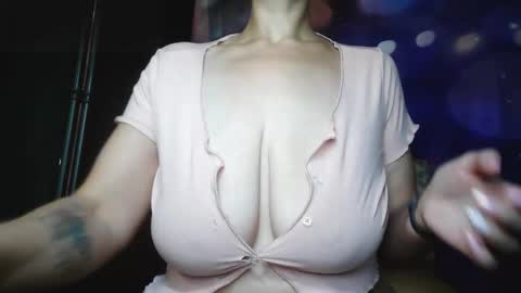 Carly Smiles online show from 10-14-25, 10:05