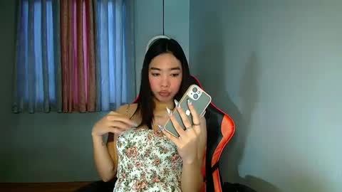 Snapshot of carmelasexmachinex chatting on 01-28-25, 05:11 carmela online show from 01-28-25, 05:11