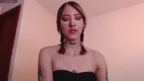 Snapshot of carmennrusso chatting on 01-29-25, 07:11 carmennrusso online show from 01-29-25, 07:11