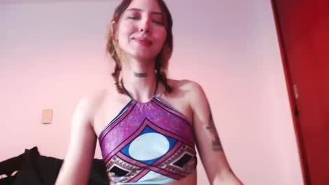 Snapshot of carmennrusso chatting on 02-13-25, 11:37 carmennrusso online show from 02-13-25, 11:37