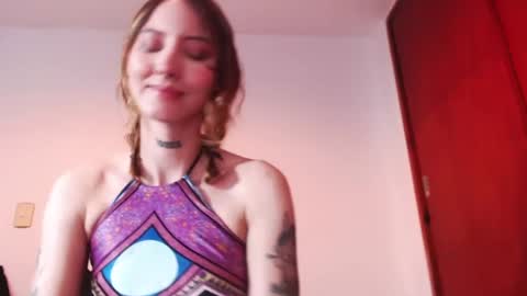 Snapshot of carmennrusso chatting on 02-14-25, 02:39 carmennrusso online show from 02-14-25, 02:39