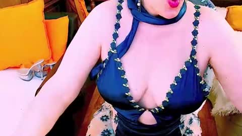 Snapshot of carmenrossi chatting on 06-21-26, 08:17 Carmen online show from 06-21-26, 08:17
