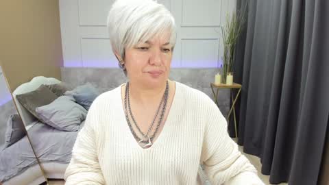 Carmen online show from 12-29-24, 12:09