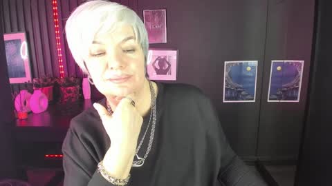 Carmen online show from 01-04-25, 02:46