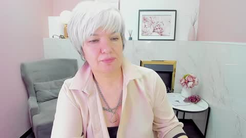 Carmen online show from 01-08-25, 02:57