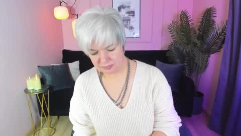 Carmen online show from 02-12-25, 09:11