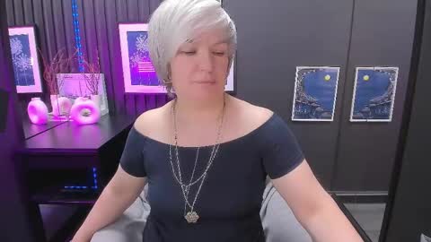 Carmen online show from 05-12-26, 08:55