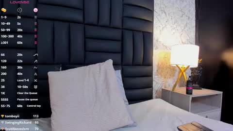    online show from 03-08-25, 07:49