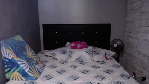 Caro milf  online show from 11-08-25, 07:01